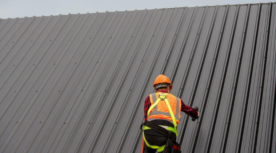 Expert top industrial roofings services in Renick, WV